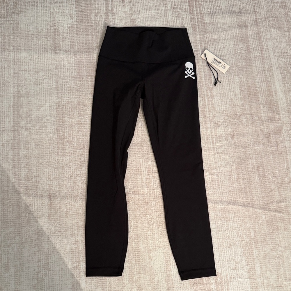 Lululemon Athletica Soulcycle Black Skull Leggings size 6